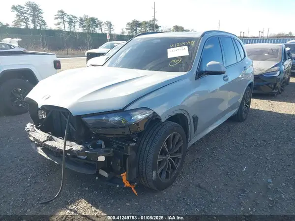 5UX23EU05R9V77508 2024 BMW X5 - Image 2
