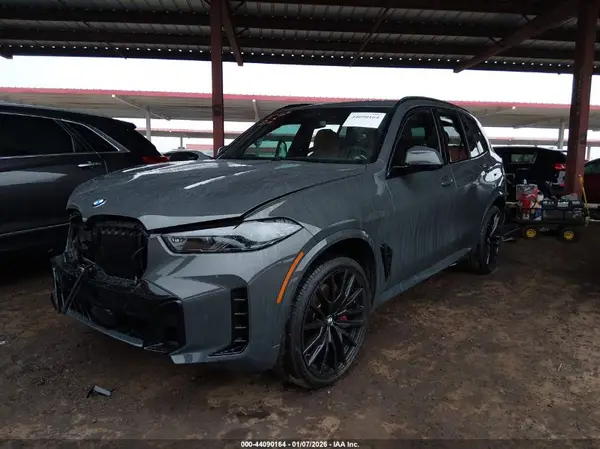 5UX23EU05S9004596 2025 BMW X5 - Image 2