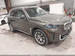 5UX23EU05S9W32786 2025 BMW X5