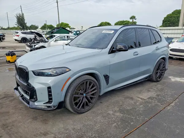 5UX23EU05S9W51970 2025 BMW X5 - Image 1