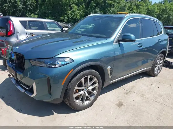 5UX23EU05S9W58529 2025 BMW X5 - Image 2