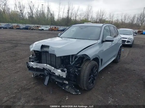 5UX23EU05S9W61186 2025 BMW X5 - Image 2