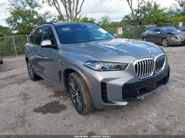 5UX23EU05T9014451 2026 BMW X5 - Image 1