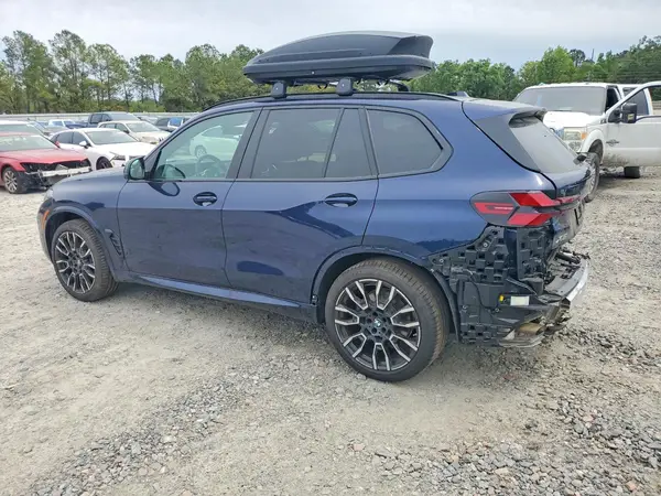 5UX23EU05T9203133 2026 BMW X5 - Image 2