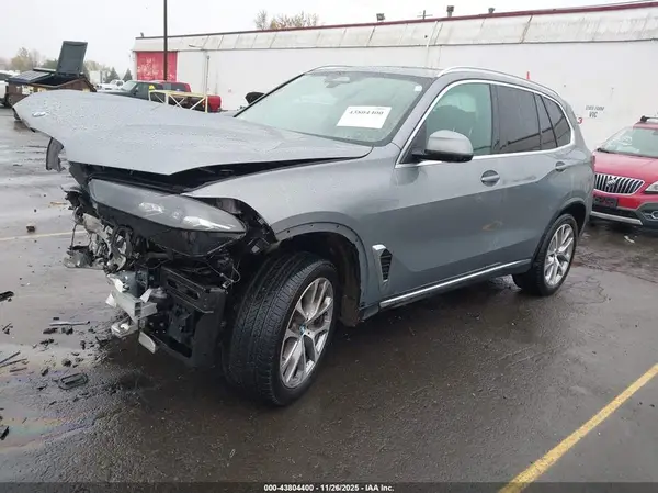 5UX23EU06R9S39146 2024 BMW X5 - Image 2