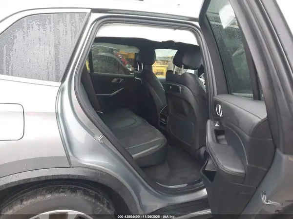 5UX23EU06R9S39146 2024 BMW X5 - Image 8