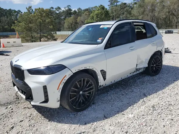 5UX23EU06R9T18316 2024 BMW X5 - Image 1