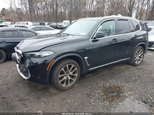 5UX23EU06R9U02541 2024 BMW X5 - Image 2
