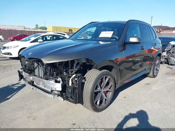 5UX23EU06R9U61976 2024 BMW X5 - Image 2