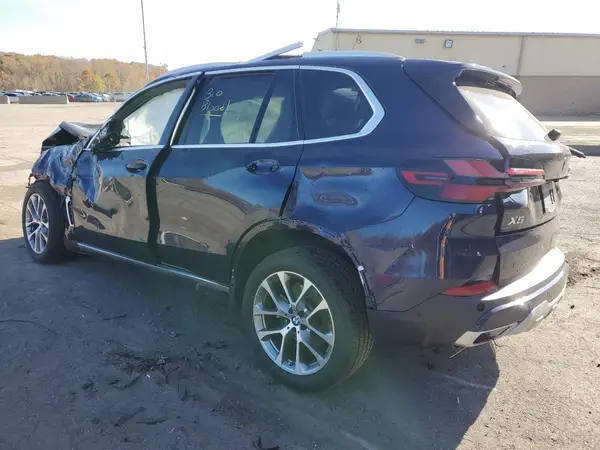 5UX23EU06R9V11646 2024 BMW X5 - Image 2