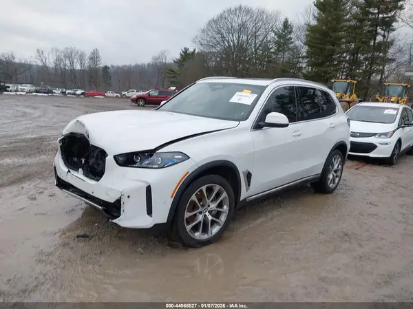 5UX23EU06R9V32321 2024 BMW X5 - Image 2