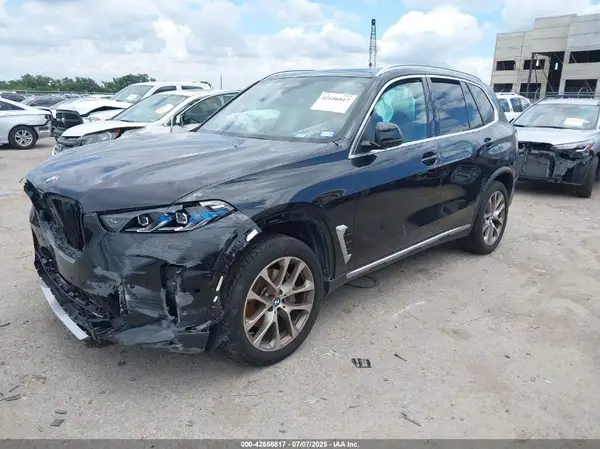 5UX23EU06R9W12783 2024 BMW X5 - Image 2