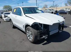 5UX23EU06S9W37849 2025 BMW X5