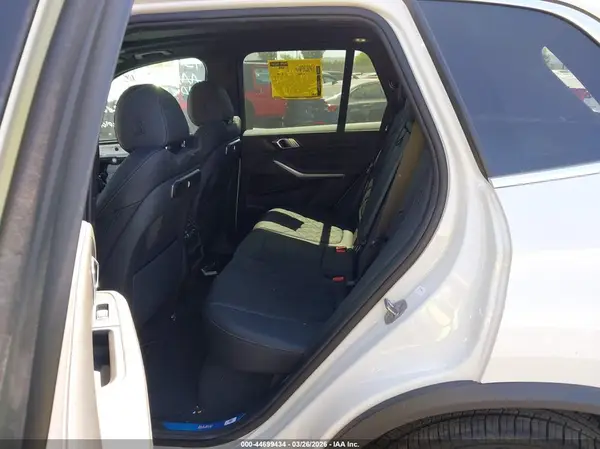 5UX23EU06S9W37849 2025 BMW X5 - Image 8