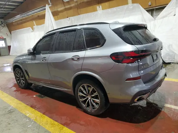 5UX23EU06S9W70186 2025 BMW X5 - Image 2