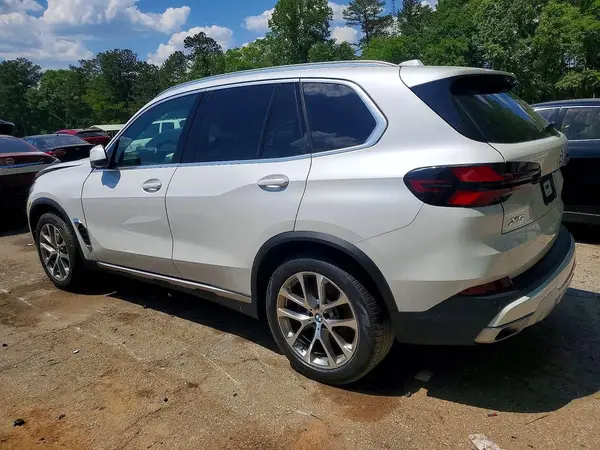5UX23EU06S9W83505 2025 BMW X5 - Image 2