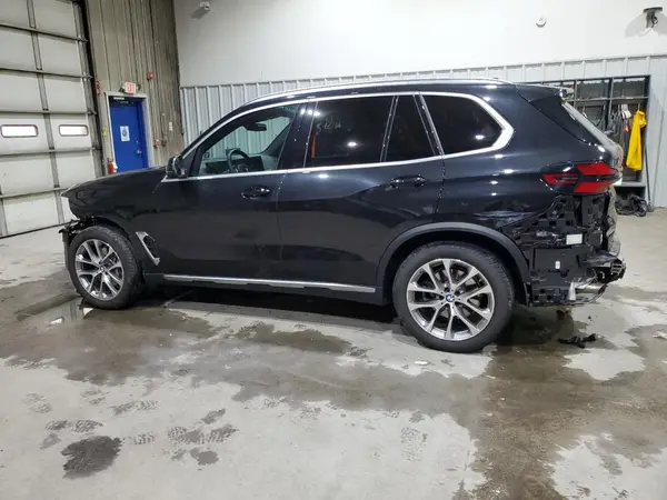 5UX23EU06S9Z16010 2025 BMW X5 - Image 2