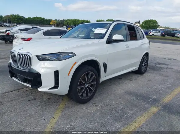 5UX23EU06T9146926 2026 BMW X5 - Image 2