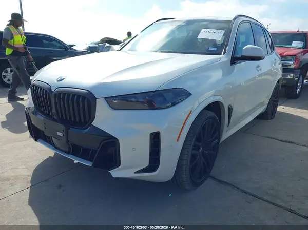 5UX23EU06T9161930 2026 BMW X5 - Image 2