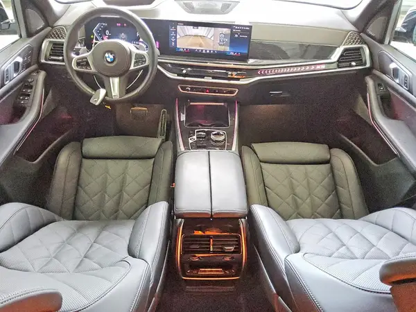 5UX23EU06T9222953 2026 BMW X5 - Image 8