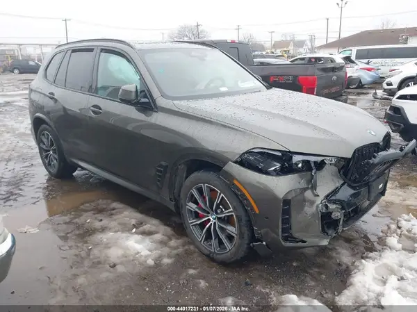 5UX23EU06T9242863 2026 BMW X5 - Image 1