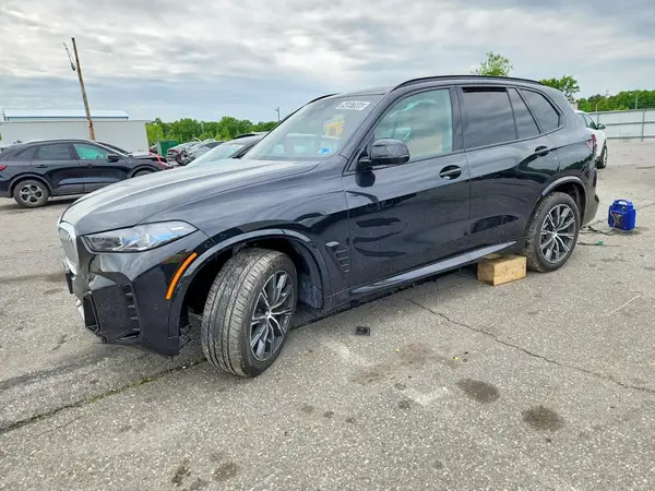 5UX23EU06T9345037 2026 BMW X5 - Image 1