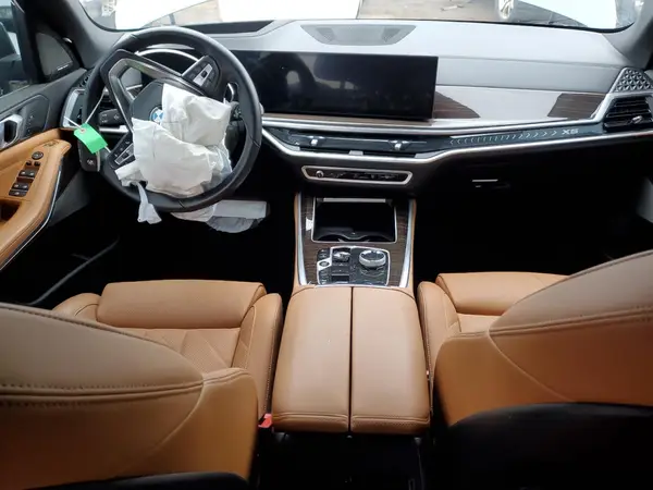 5UX23EU07R9T47727 2024 BMW X5 - Image 8