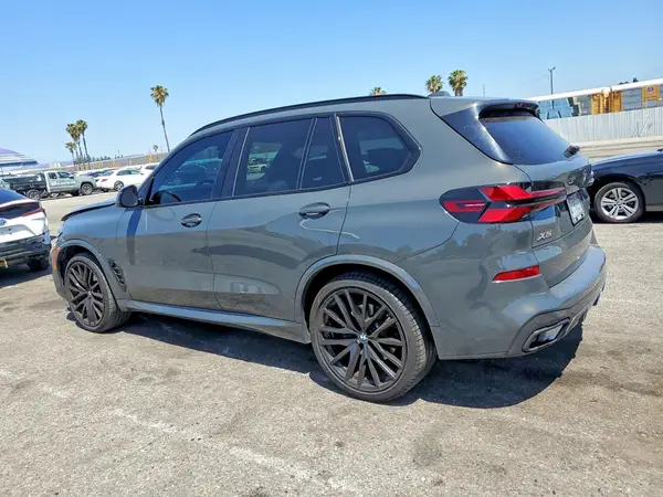 5UX23EU07R9U24385 2024 BMW X5 - Image 2