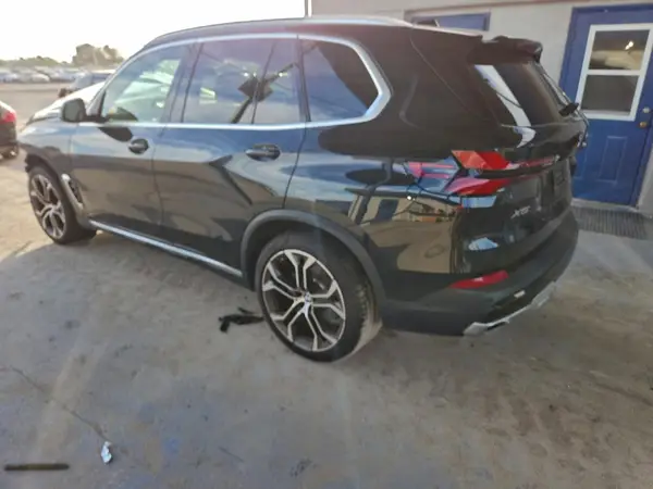 5UX23EU07R9U69309 2024 BMW X5 - Image 2