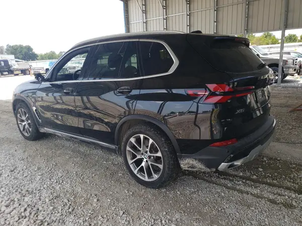 5UX23EU07R9V02566 2024 BMW X5 - Image 2