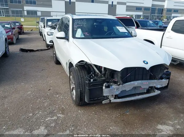 5UX23EU07R9V15852 2024 BMW X5 - Image 1