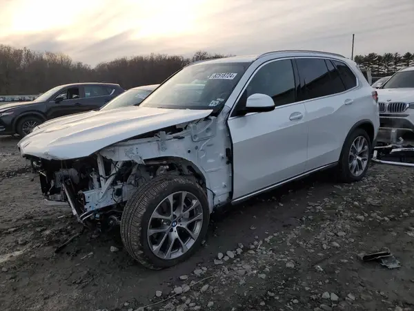 5UX23EU07R9V21411 2024 BMW X5 - Image 1