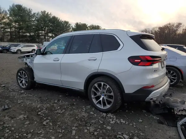5UX23EU07R9V21411 2024 BMW X5 - Image 2