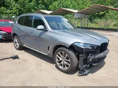 5UX23EU07R9V32781 2024 BMW X5