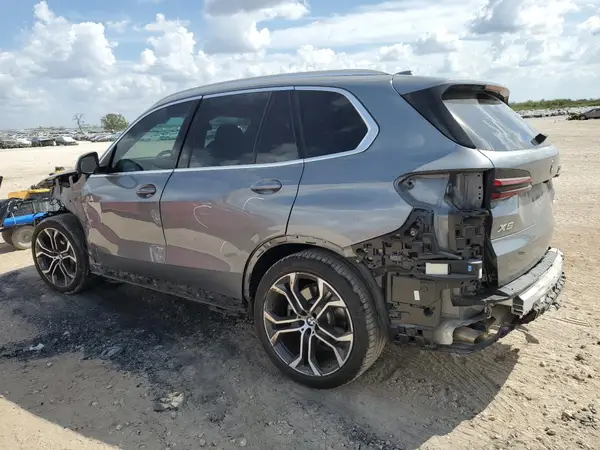 5UX23EU07R9V69104 2024 BMW X5 - Image 2