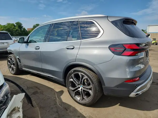 5UX23EU07S9W29341 2025 BMW X5 - Image 2