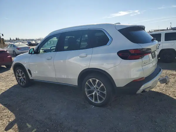 5UX23EU07S9W74814 2025 BMW X5 - Image 2