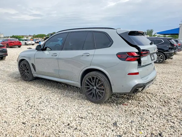 5UX23EU07S9X98498 2025 BMW X5 - Image 2