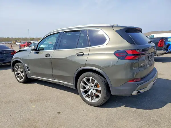 5UX23EU07S9Y83227 2025 BMW X5 - Image 2