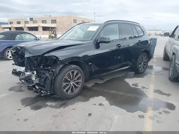 5UX23EU07S9Y93921 2025 BMW X5 - Image 2