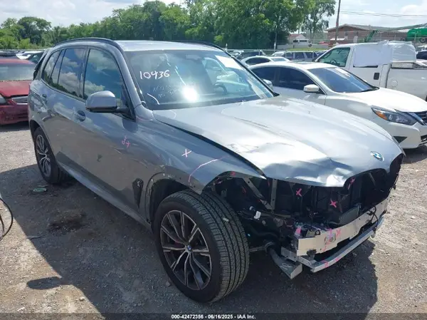 5UX23EU07S9Z08417 2025 BMW X5 - Image 1