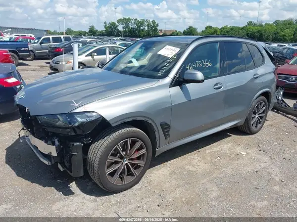 5UX23EU07S9Z08417 2025 BMW X5 - Image 2