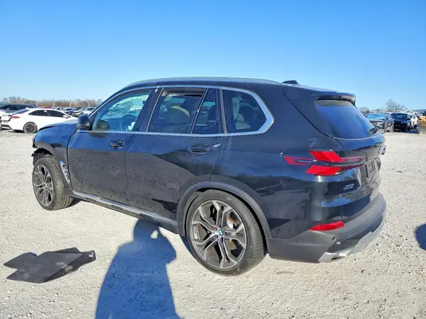 5UX23EU07S9Z29283 2025 BMW X5 - Image 2