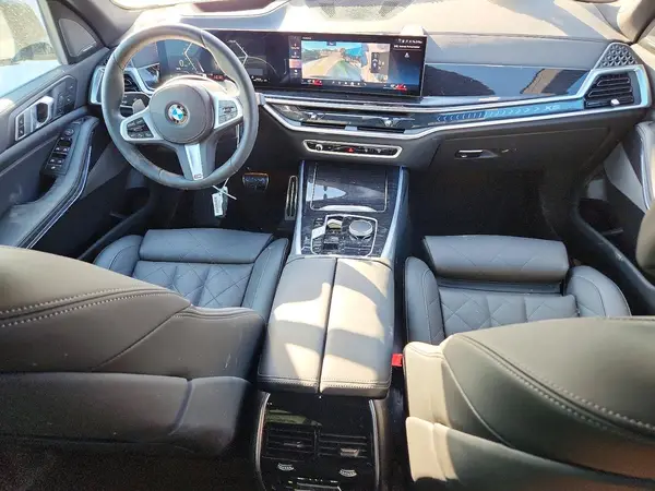 5UX23EU07T9039349 2026 BMW X5 - Image 8