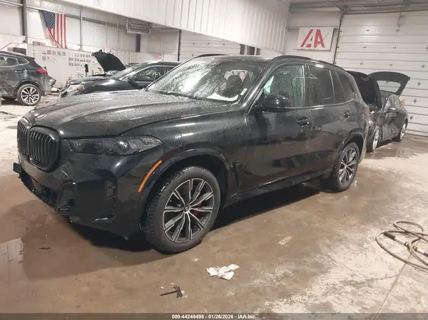 5UX23EU07T9294163 2026 BMW X5 - Image 2
