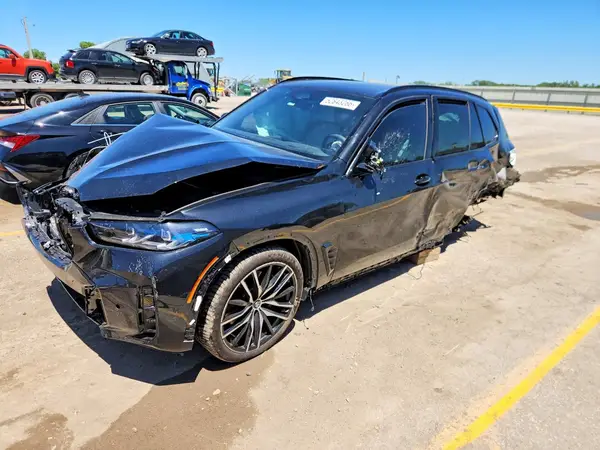 5UX23EU07T9357021 2026 BMW X5 - Image 1
