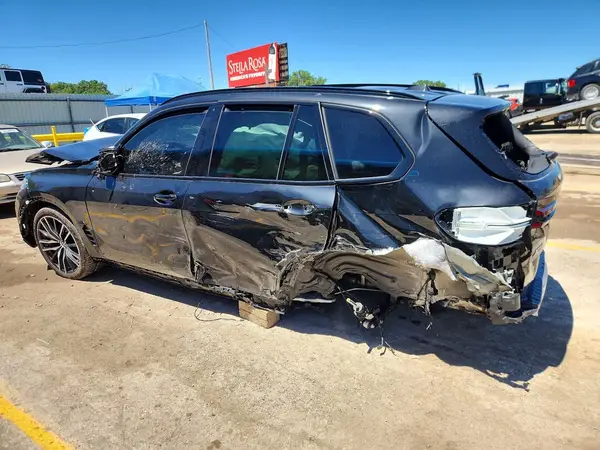 5UX23EU07T9357021 2026 BMW X5 - Image 2