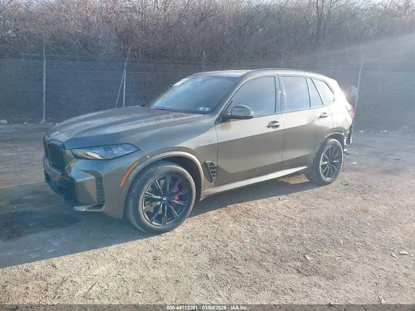 5UX23EU08R9S91328 2024 BMW X5 - Image 2