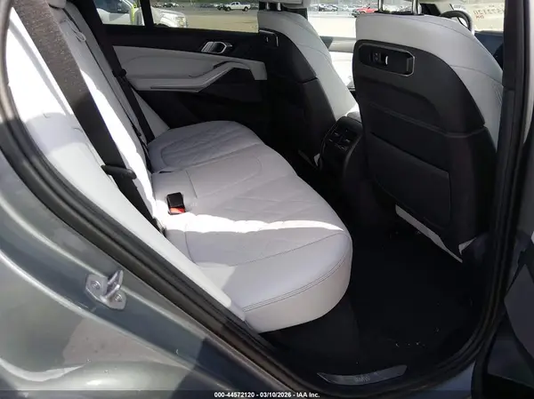 5UX23EU08R9T58266 2024 BMW X5 - Image 8