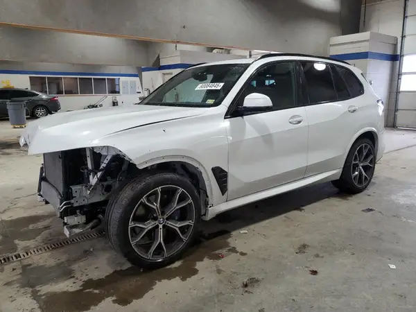 5UX23EU08R9T61930 2024 BMW X5 - Image 1